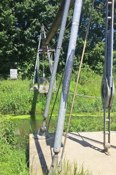 Schwebefähre über die Niers bei Cloerbruch.